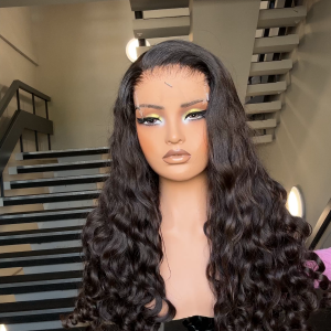 Raw Asian Curly Closure